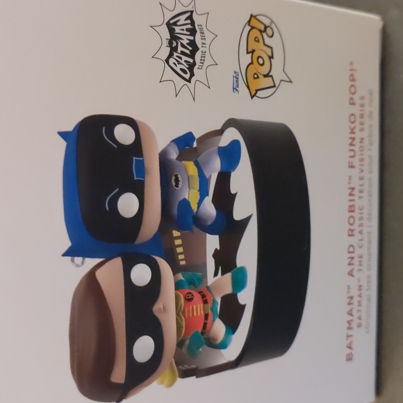 2023 Hallmark Batman And Robin Funko Pop! Magic Ornament NIB with Sound - Picture 2 of 5